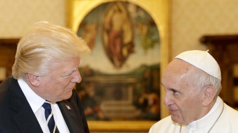 Папа Франциск назвав ганебними плани Трампа щодо масової депортації іммігрантів
