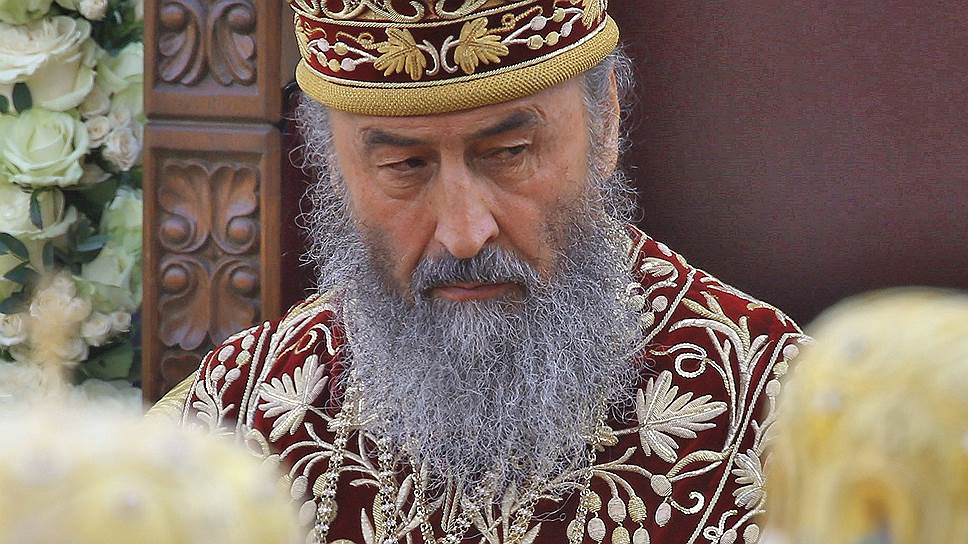 Родичі «азовців» закликають обміняти Онуфрія на поранених в Оленівці