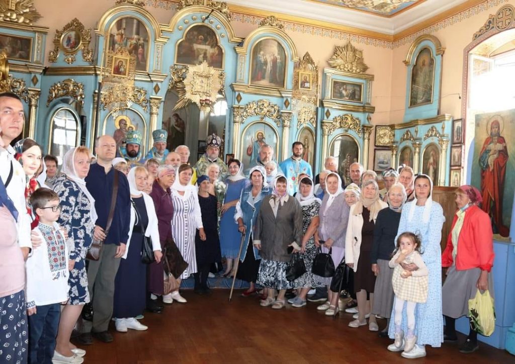 Ієрарх ПЦУ відвідав громаду в Черкасах, яка нещодавно приєдналася до Помісної Церкви