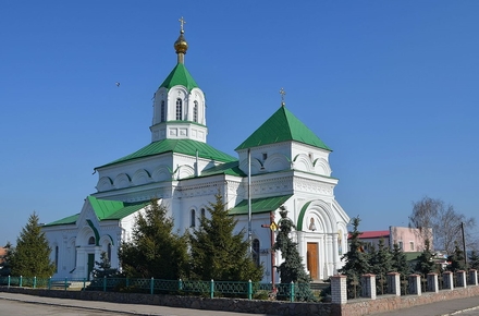 Міська рада у Житомирській області позивається до релігійної громади, щоб забрати собор у комунальну власність