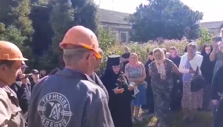 Монахиням Кременецького монастиря влада відключила електропостачання
