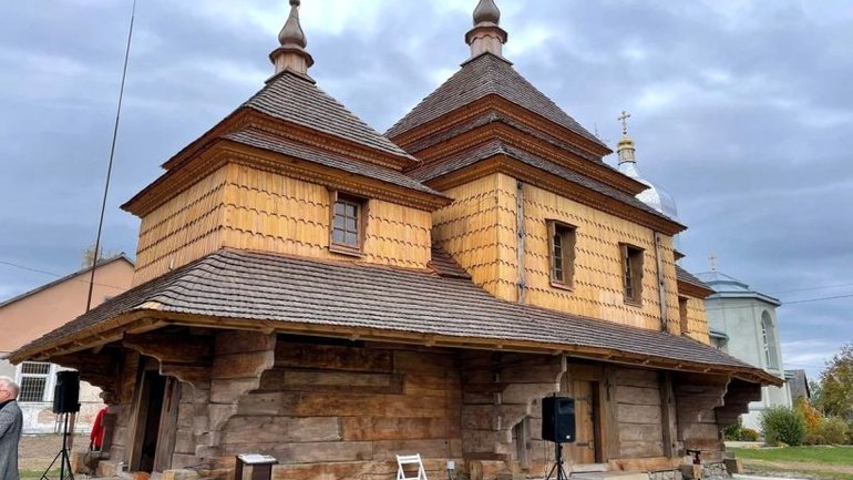 На Львівщині відреставрували дві дерев'яні церкви - пам’ятки національного значення