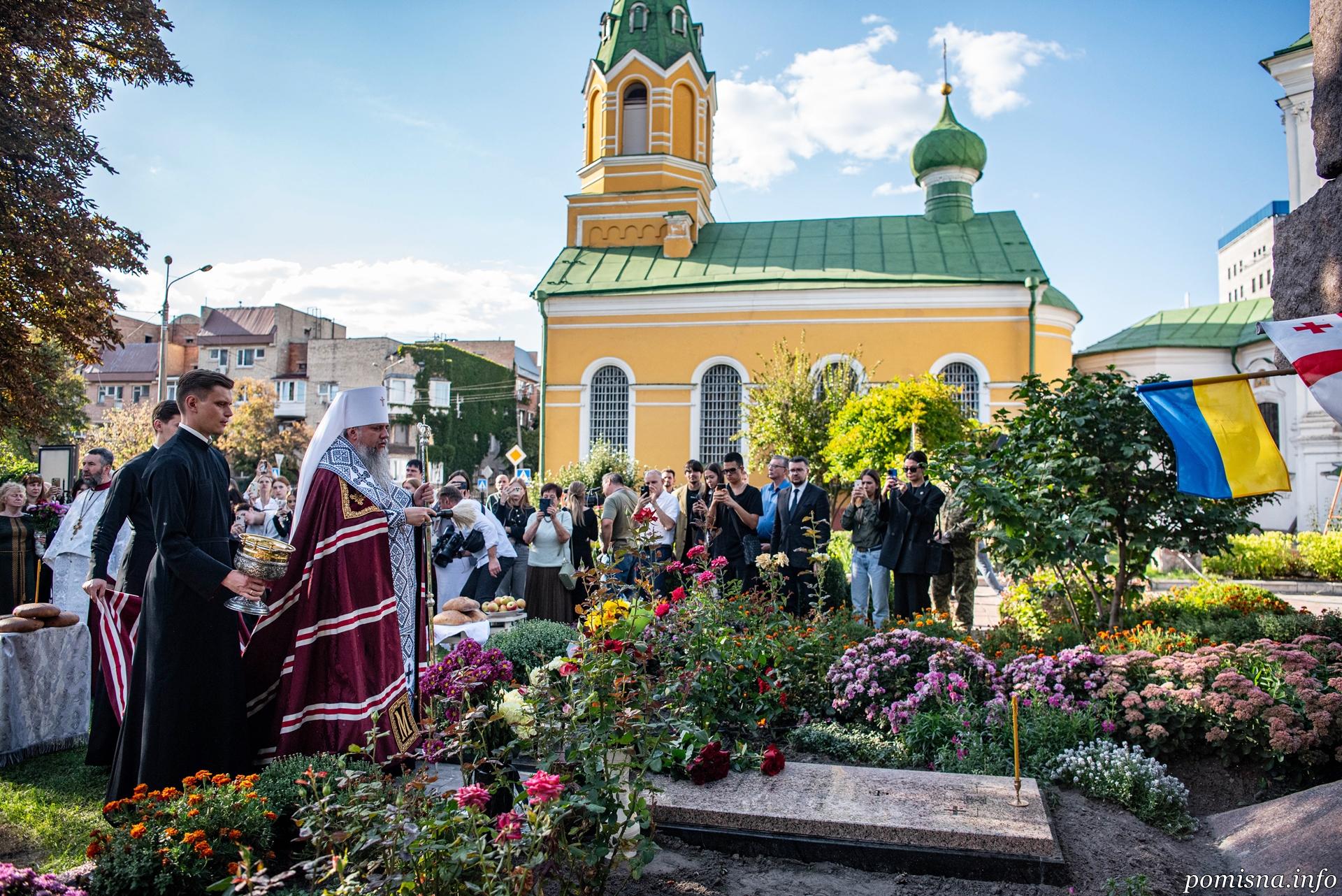 Предстоятель ПЦУ помолився за спокій душі Георгія Гонгадзе та всіх загиблих журналістів