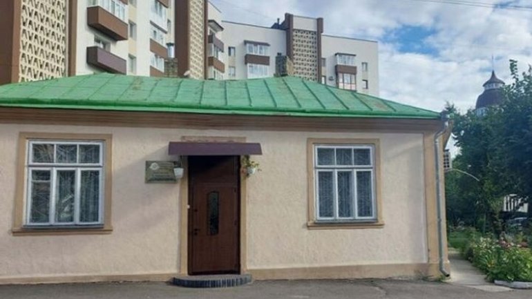 Суд дозволив єпархії УПЦ користуватися будівлею управління