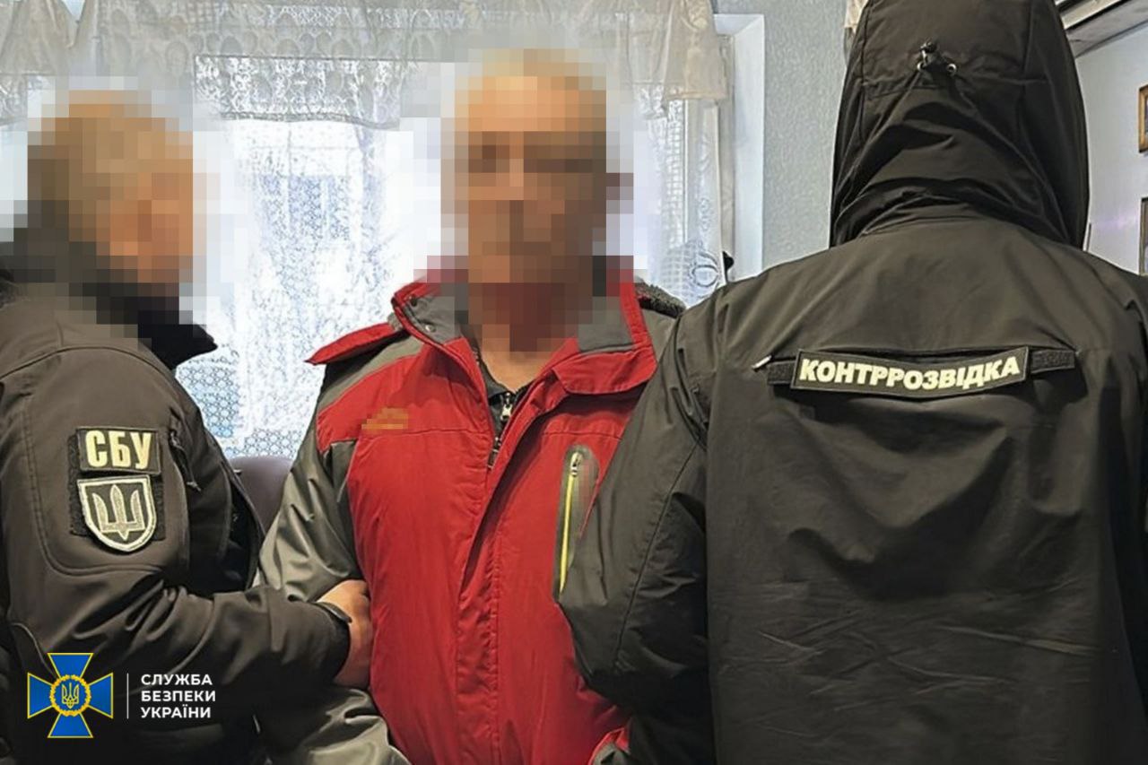 СБУ затримала диякона УПЦ та психотерапевта, які на замовлення фсб шпигували за оборонцями Харкова