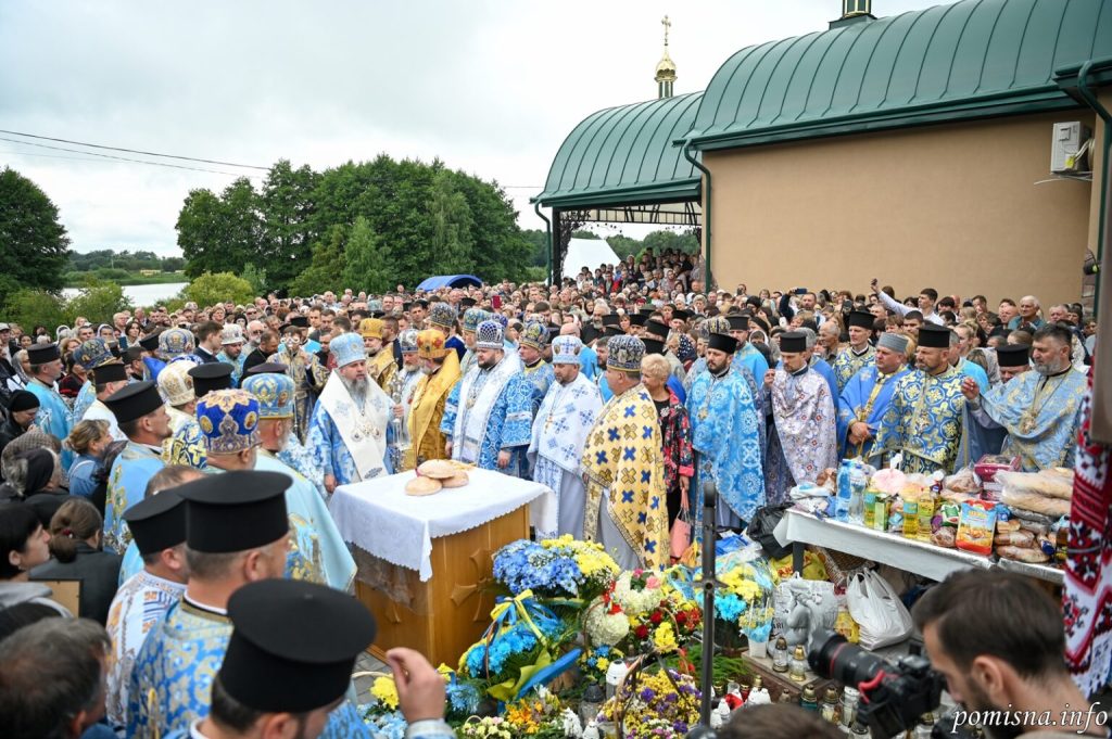 Тисячі вірян зібралися на прощу на Кременеччині