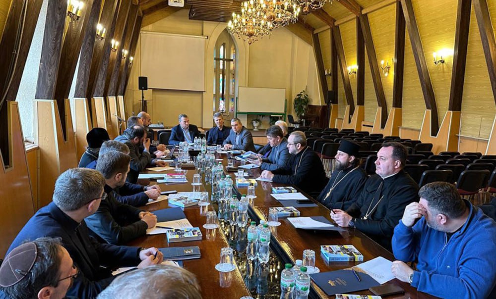 ВРЦіРО взялась за комісію, де секретарює скандальний священник ПЦУ