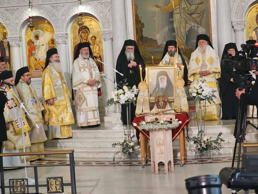 У Тірані відбулася 40-денна панахида за архієпископом Анастасієм
