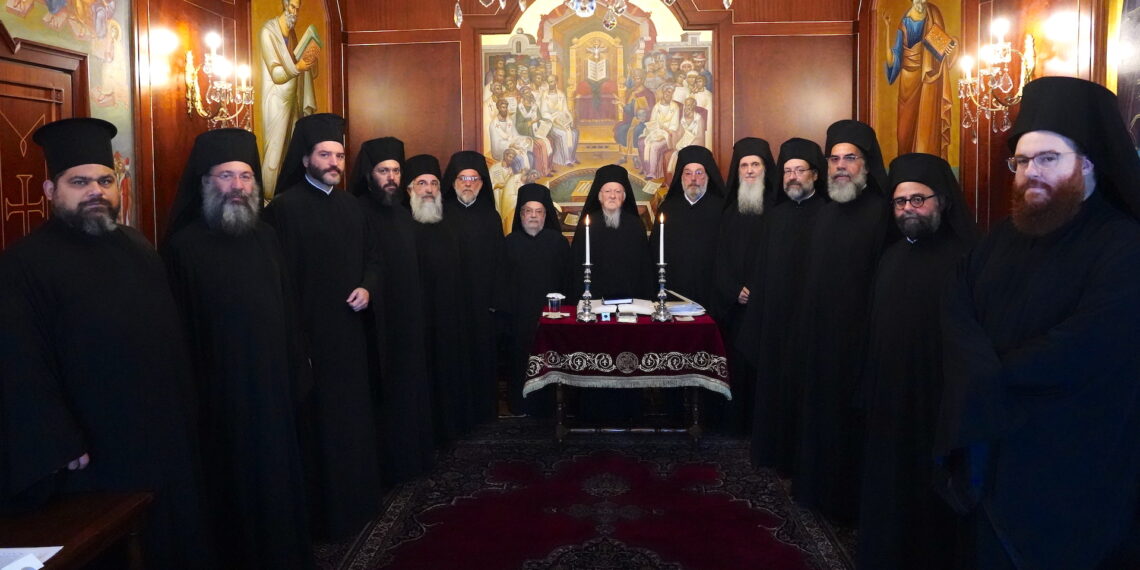 Синод Вселенського патріархату зняв покарання з двох єпископів