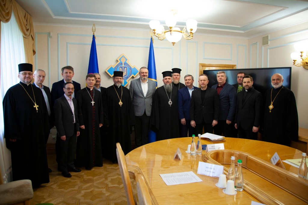 Секретар РНБО зустрівся з представниками українських Церков