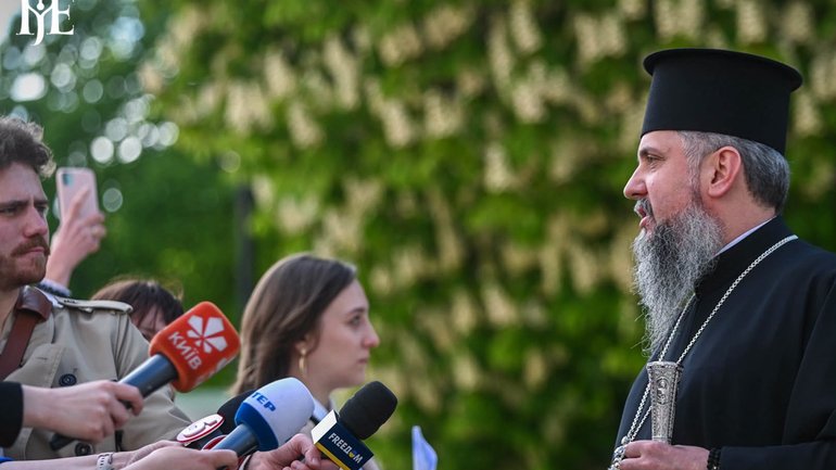 Предстоятель ПЦУ привітав журналістів України із професійним святом