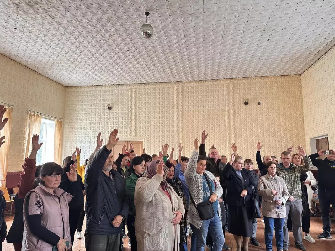 Ще дві громади Красилівщини перейшли до ПЦУ: жителі вважають це складовою у перемозі над агресором