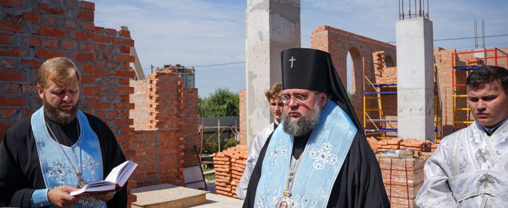 Архієпископ Білогородський Сильвестр звершив чин освячення місця будівництва нового храму у селі Новосілки на Київщині