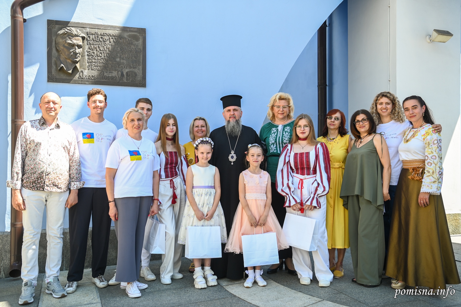 Предстоятель відвідав відкриття виставки дитячих малюнків «Обличчя української мрії»