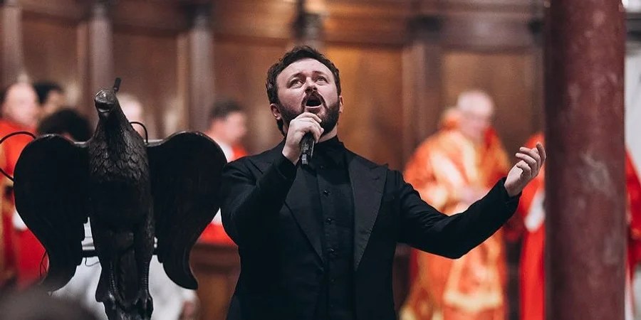 У присутності представника Папи. Михайло Хома заспівав Духовний гімн України на службі у Ватикані