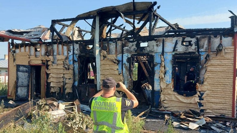 На Івано-Франківщині згорів будинок, де служили представники УПЦ