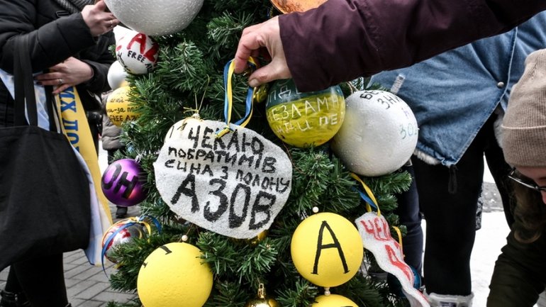 У Запоріжжі рідні полонених і зниклих безвісти провели акцію «Різдво в полоні»