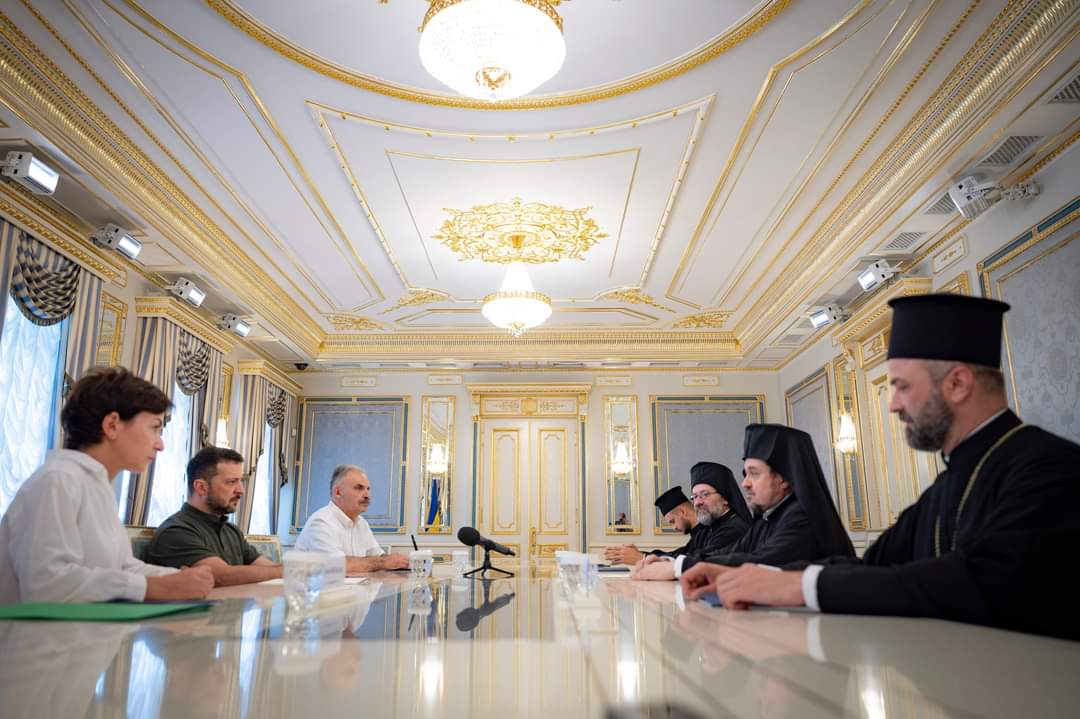 Президент України провів зустріч із представниками Вселенського Патріархату
