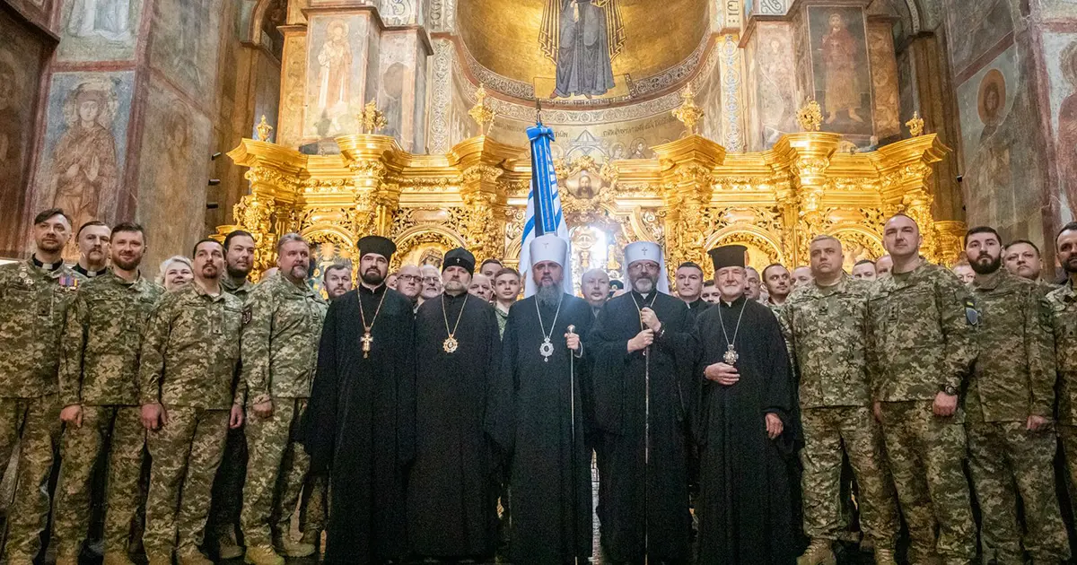 Україна сьогодні відзначає День військового капелана: Роль і історія духовних лідерів у ЗСУ Ця професія має давню історію та велике значення для підтримки бойов...
