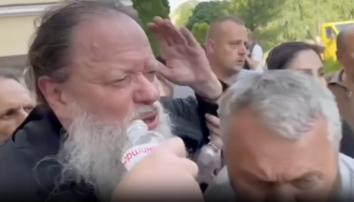 Митрополит УПЦ Мелетій спростував слова, що нападник на нього був поліцейським