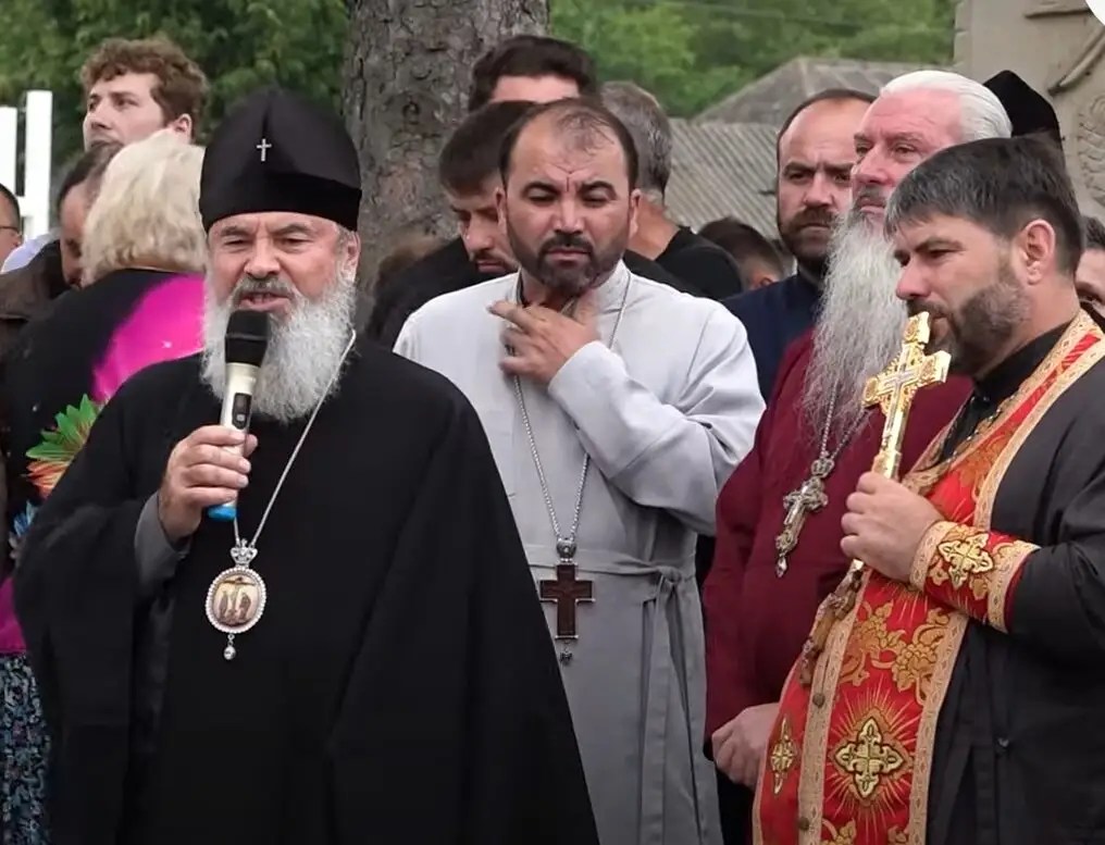 Бессарабська митрополія РумПЦ розкритикувала РПЦ в Молдові за участь у предвиборчій кампанії