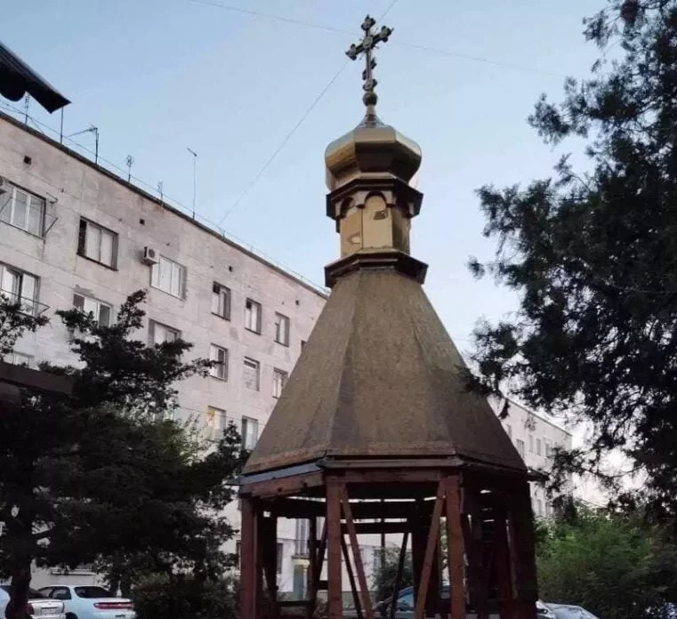 В Євпаторії російська влада почала демонтаж Хрестовоздвиженського храму ПЦУ - ЗМІ