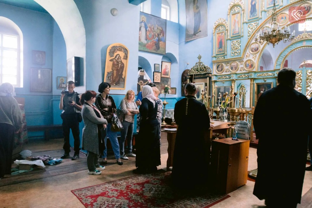 УПЦ забрали свої речі з храму у Переяславі та впустили представників комісії