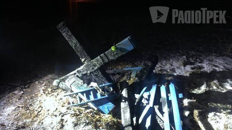 На Рівненщині спиляли і спалили хрест. За справу взялася поліція