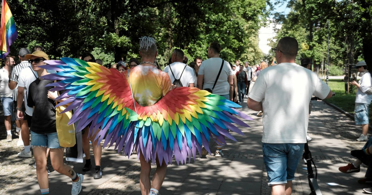 Польща легалізовує статус одностатевих пар, але поки без шлюбу