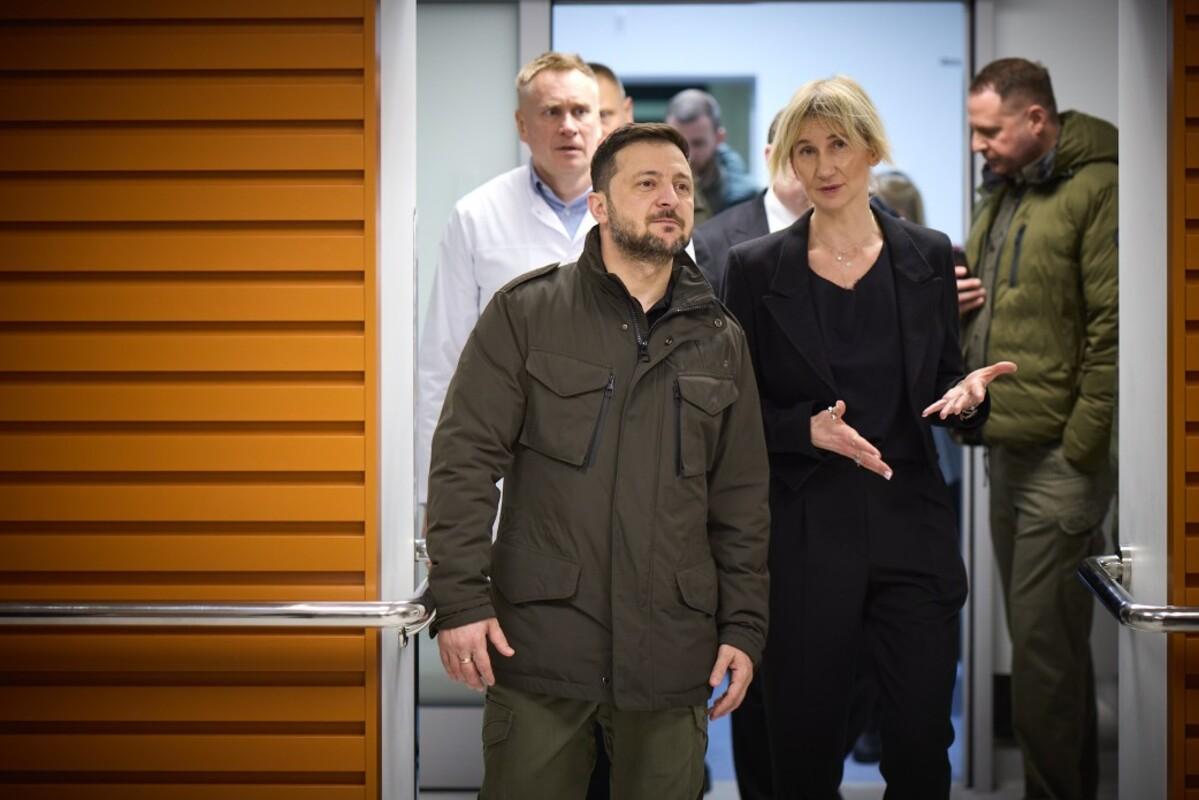 "Побачив президента і пішов": Зеленський про зустріч із важкопораненим бійцем