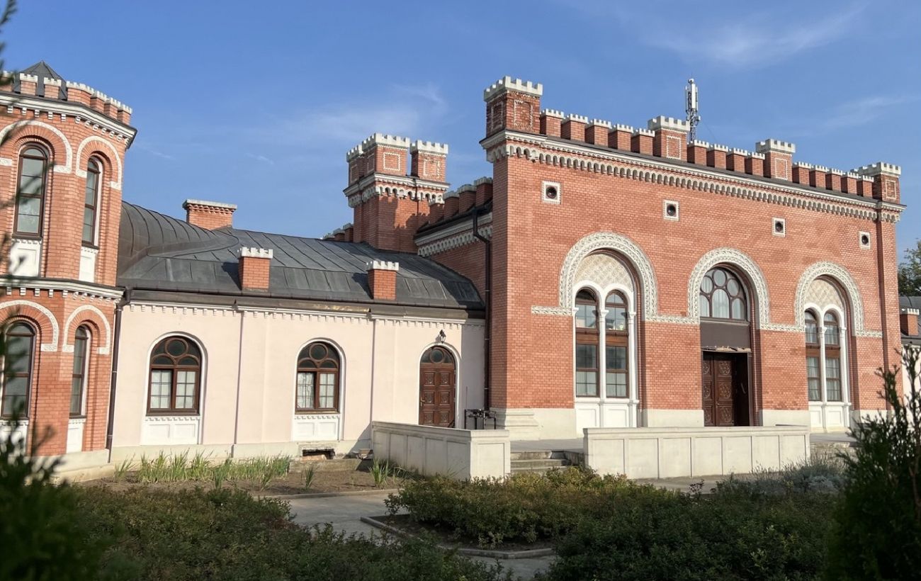 У Чернівцях підпалили одну з найвідоміших у світі синагог