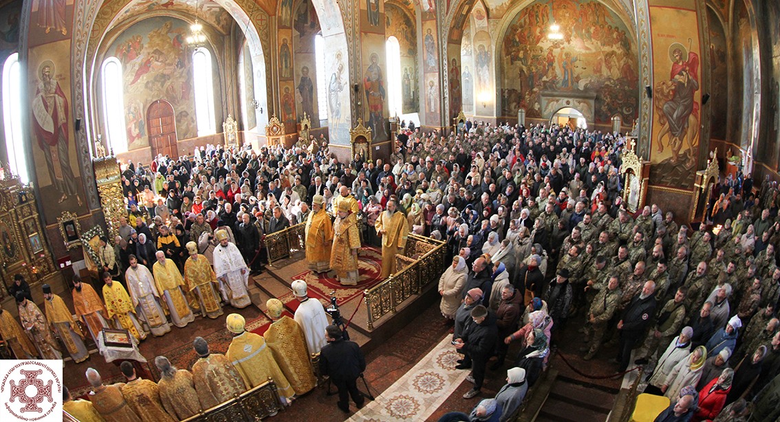 У черкаському гарнізонному соборі вперше відбулася літургія українською