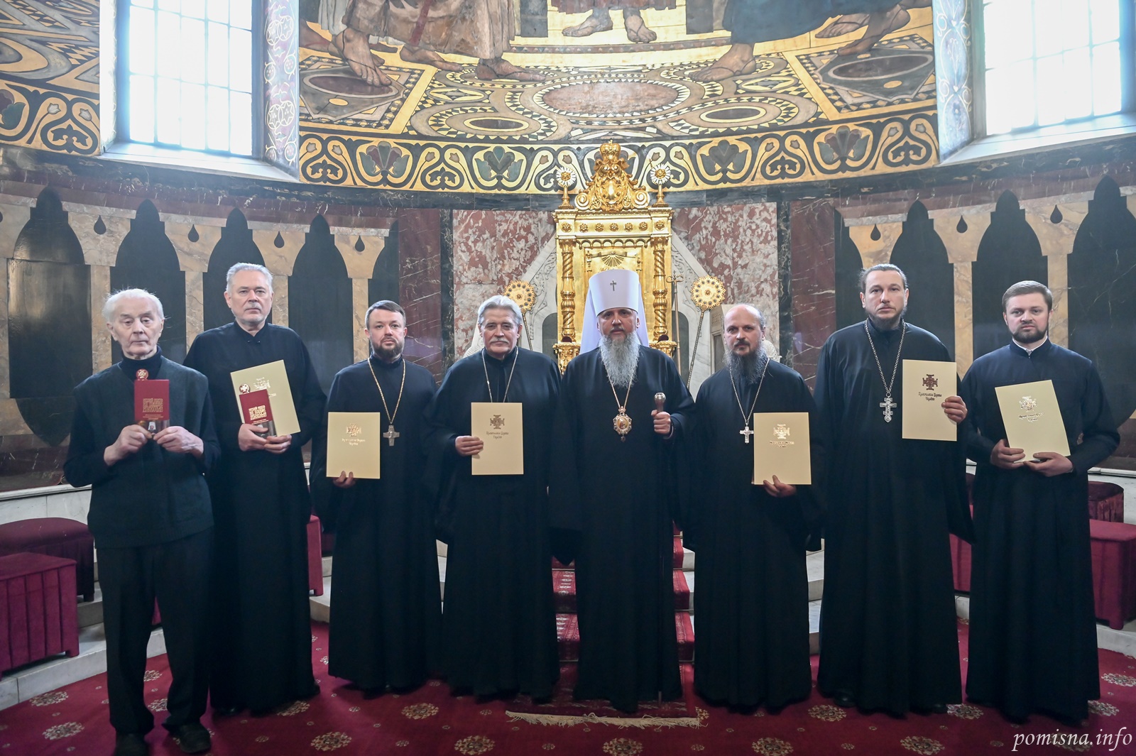 Митрополит Епіфаній прийняв до ПЦУ настоятеля та клір Володимирського собору