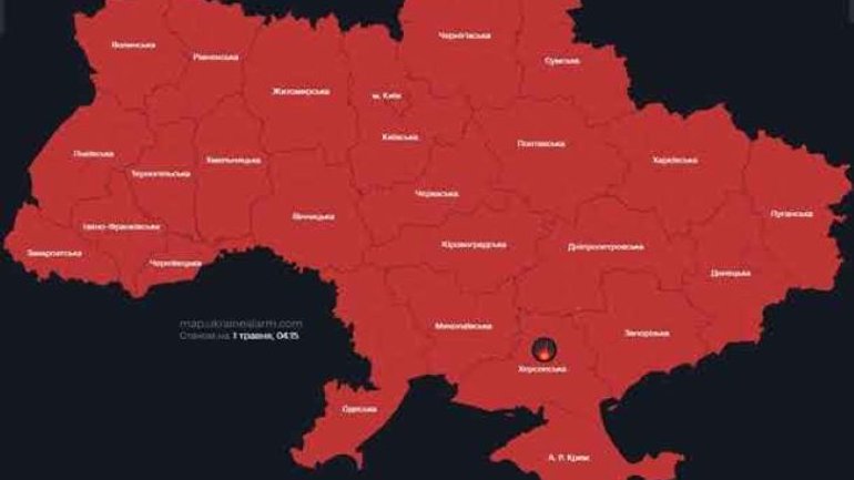 УПЦ влаштувала масове зібрання під час повітряної атаки в Сумах