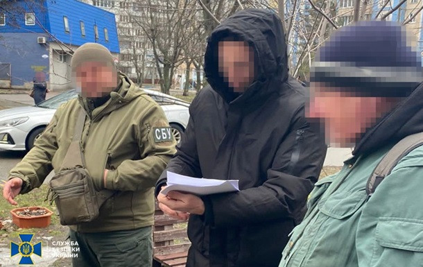 Дружина священика УПЦ і столичний блогер: СБУ затримала 5 проросійських агітаторів
