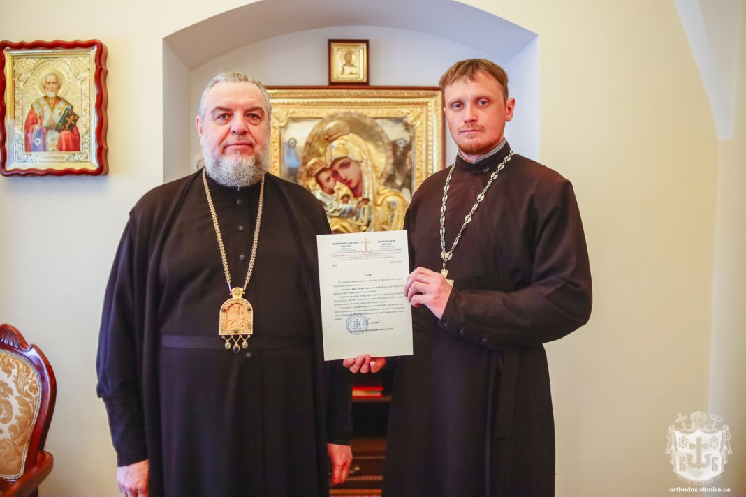 До ПЦУ на Вінниччині долучився священник разом із парафією