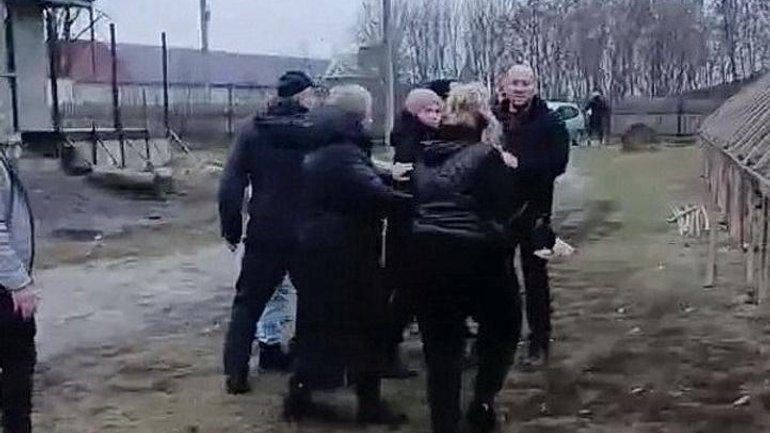 На Волині судитимуть жінку, яку побив священик УПЦ