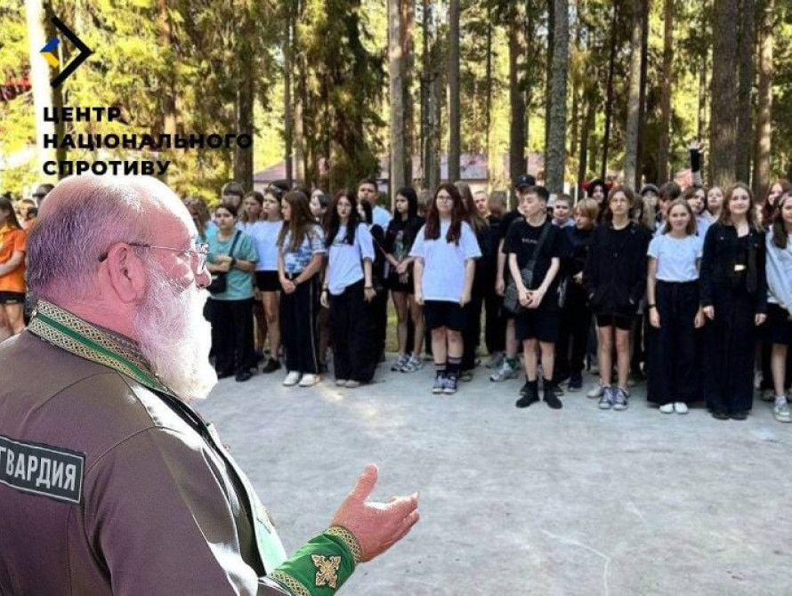 Священники РПЦ готують дітей на окупованих територіях Запорізької області до служби в армії РФ