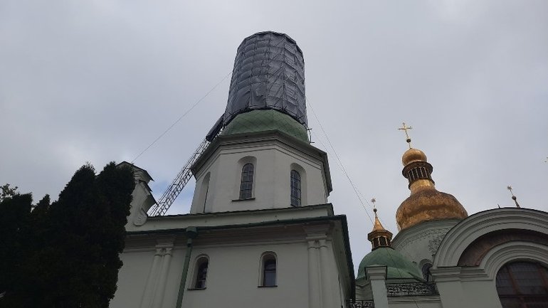 На північно-західному куполі Софійського собору тривають реставраційні роботи