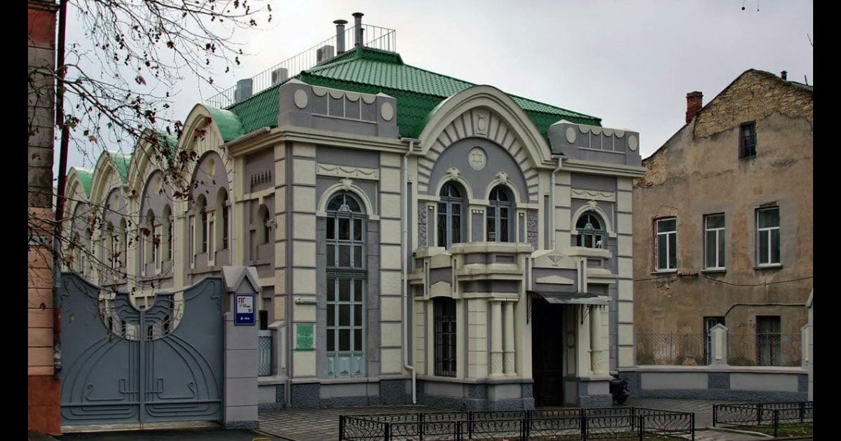 Херсонська синагога постраждала від уламків російської ракети