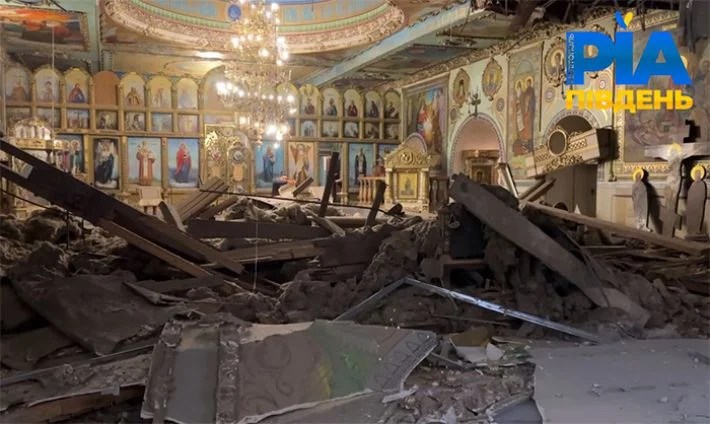 Сьогодні, в Запоріжжі Росія розбомбила Свято-Андріївський собор Української православної церкви