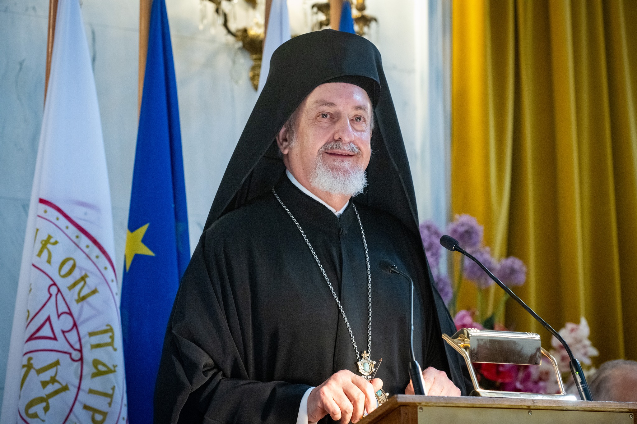 Митрополит Еммануїл закликає архонтів Вселенського патріархату до духовної опіки в сучасному світі