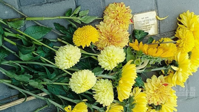 У Києві встановили міні-меморіал в пам'ять про Праведника народів світу Петра Четверикова