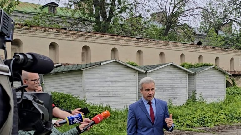 На території заповідника «Києво-Печерська лавра» 21 пам’ятка перебуває в незадовільному стані