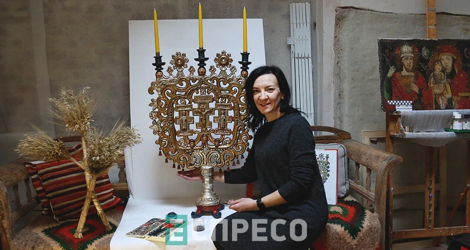 У Львові відреставрували унікальний свічник-трійцю XIX ст. з церкви у Криворівні - РІСУ