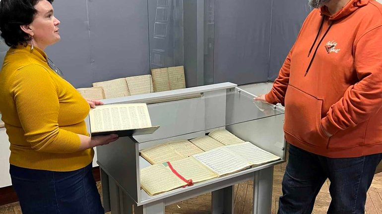 У Рівному відкрили першу в Україні виставку рукописних партитур церковної музики