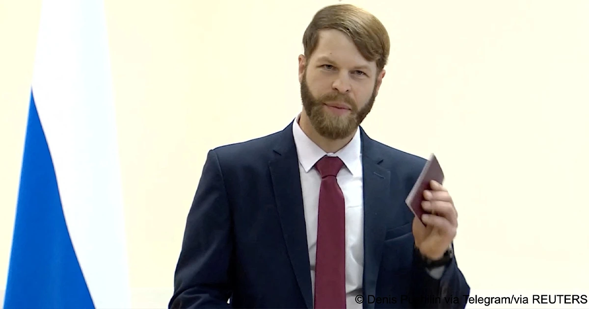 Американський "місіонер", який шпигував у тилу ЗСУ, отримав російський паспорт і нагороду від ДНР