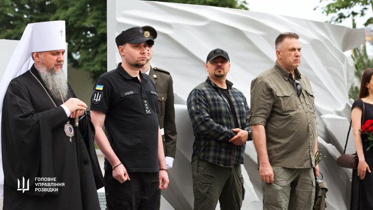 Предстоятель ПЦУ та Кирило Буданов відкрили перший в державі Меморіал українським розвідникам