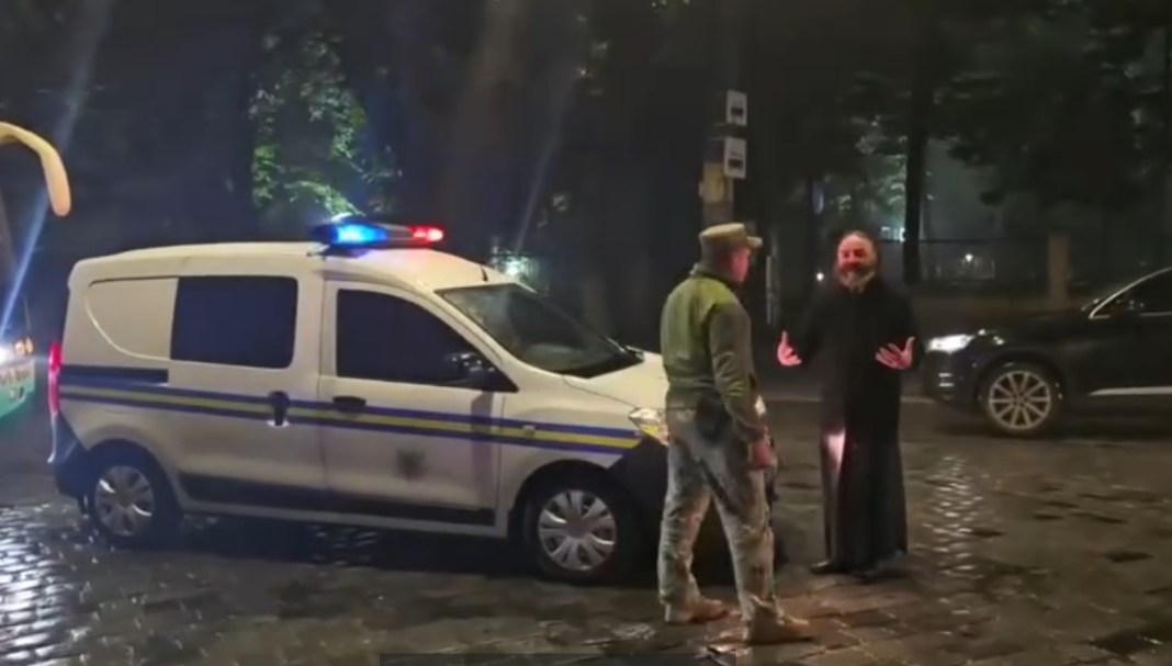 Чернівецький ТЦК відреагував на скандальне відео з митрополитом Лонгіном