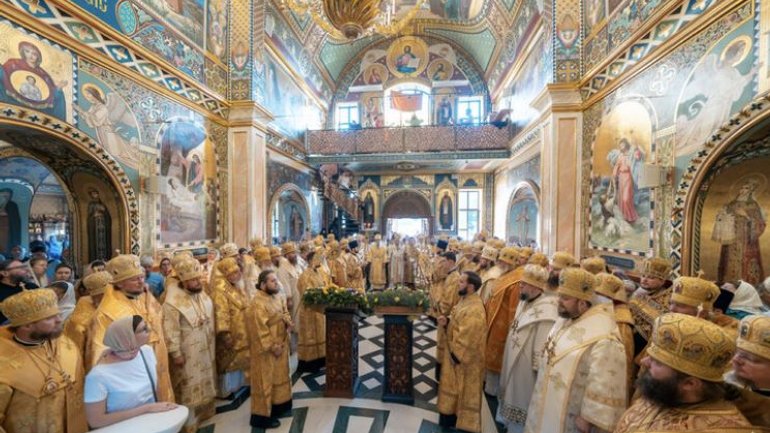 Двох архиєпископів УПЦ возвели у сан митрополитів